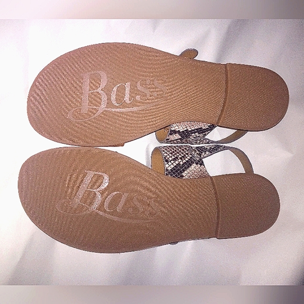 G.H. Bass Monica Caramelcom Sandals (New) - Picture 3 of 7
